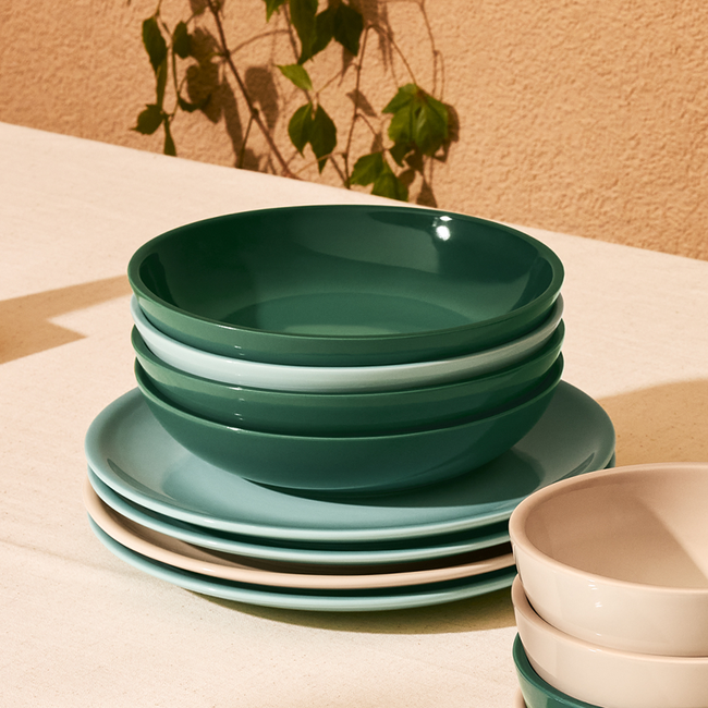Minimalist Coupe Pasta Bowls (Set of 4), view 3